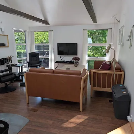 度假居 6 Person In Hadsund Odde